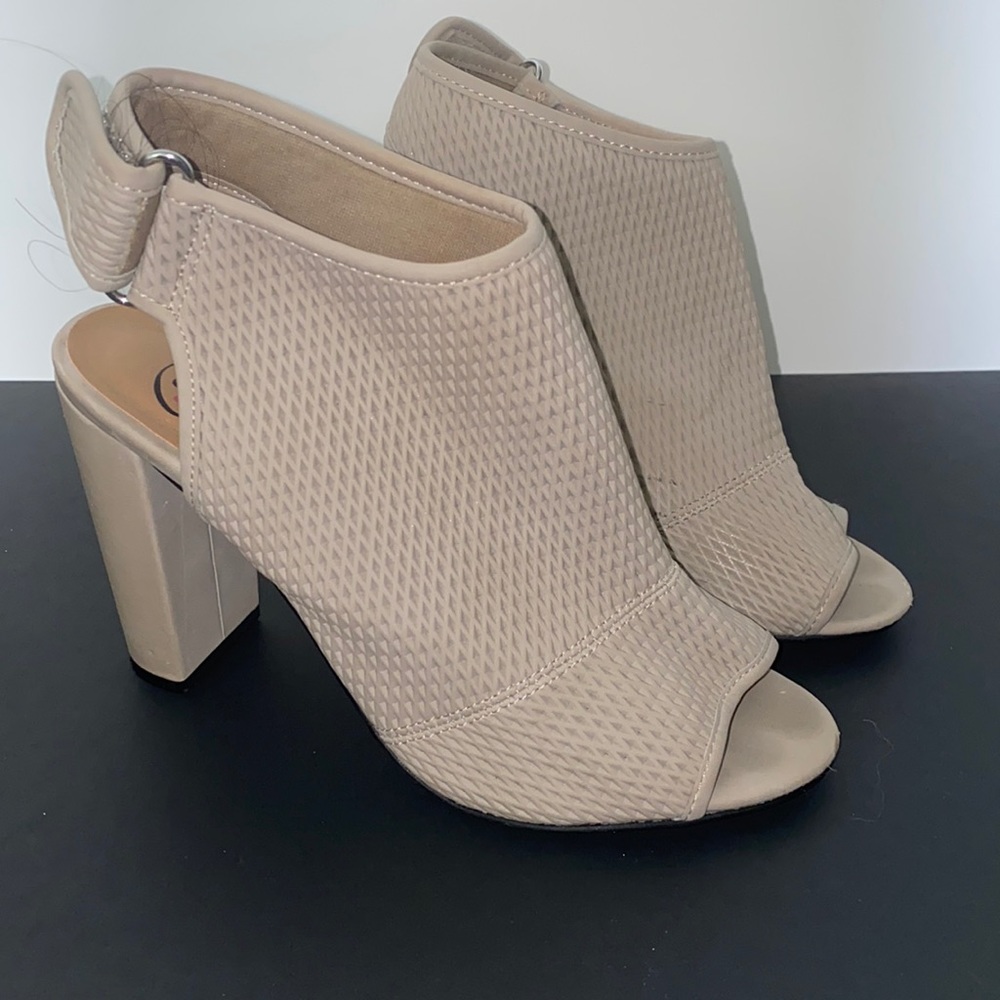 Nude wedge heels